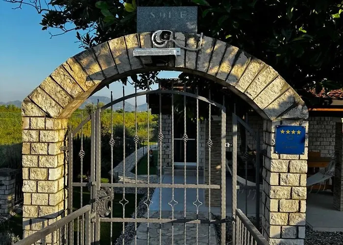 Kuca Za Odmor Nera Nyaraló *