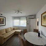 Kuca Za Odmor Nera 度假居