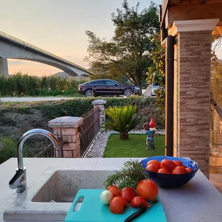 Tatil Evi Kuca Za Odmor Nera Komin (Dubrovnik-Neretva)