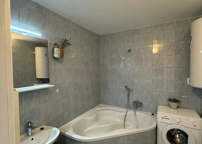 Kuca Za Odmor Nera بيت للعطل