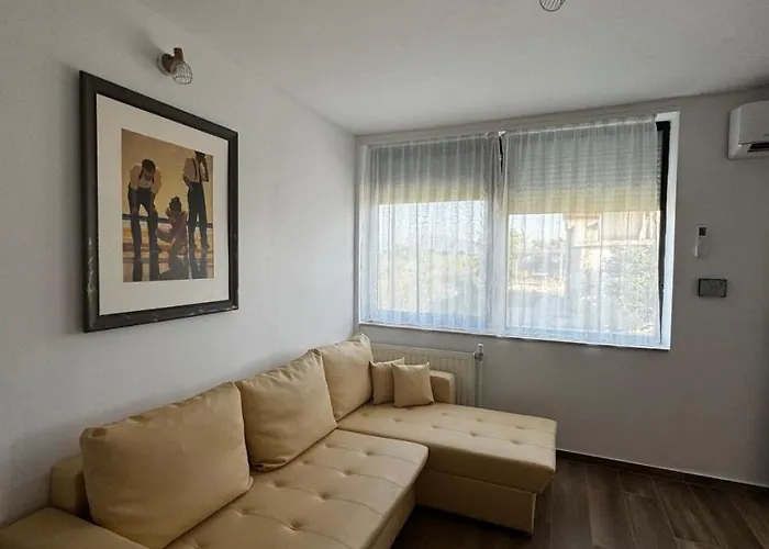 Kuca Za Odmor Nera بيت للعطل *